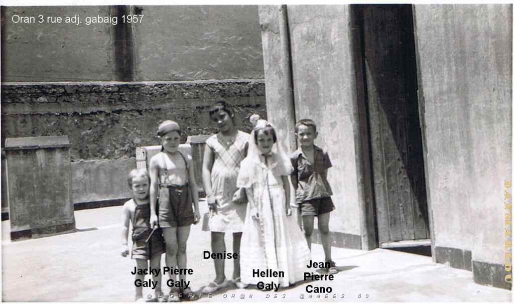 RUE 3 RUE ADJUDANT GABAIG ORAN 1957 LA TERRASSE.JPG